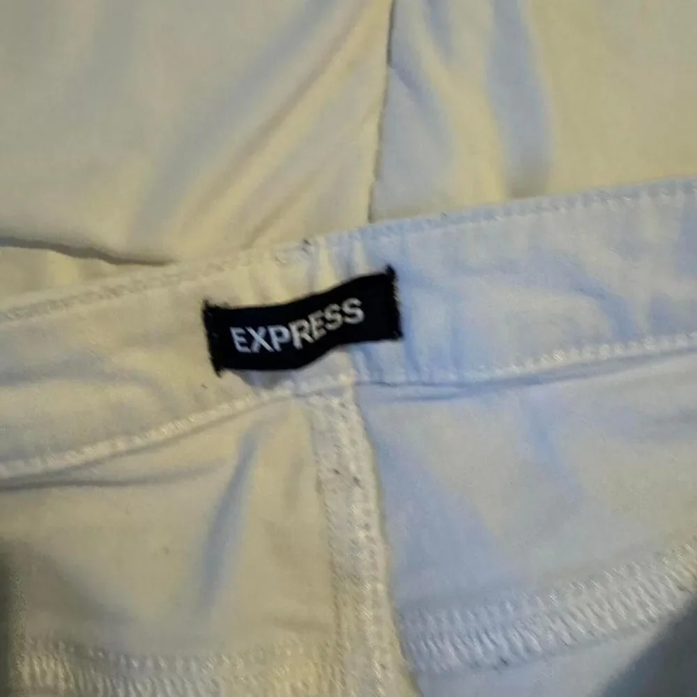 Express Men's White Jeans 32